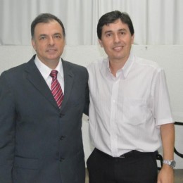 Prof. Carlos A. Rocha e Prof. Décio Franco ( Coordenador do Curso FAAL)