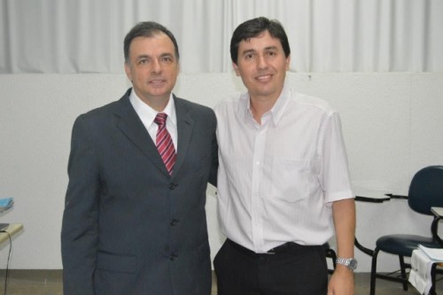Prof. Carlos A. Rocha e Prof. Décio Franco ( Coordenador do Curso FAAL)